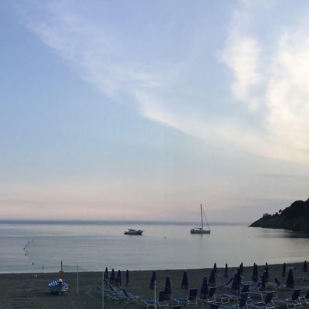 Casa Vacanza Angela Villa Bonassola Luaran gambar